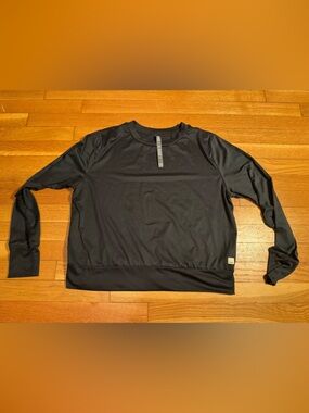 Vuori Black Long Sleeve Shirt